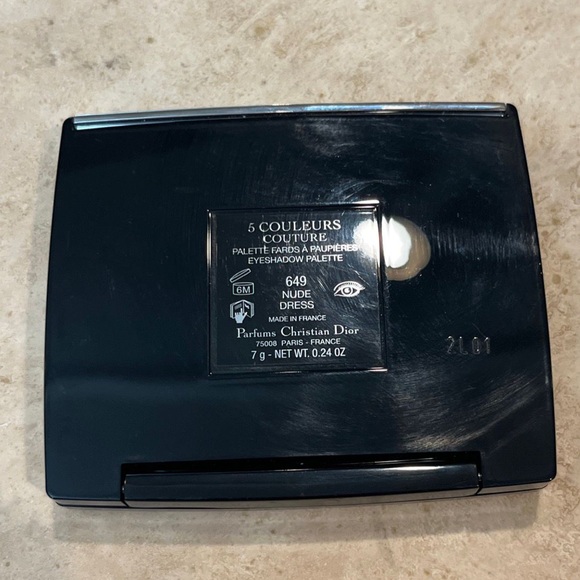AUTHENTIC DIOR NEW 5 EYESHADOW PALETTE - Picture 5 of 5
